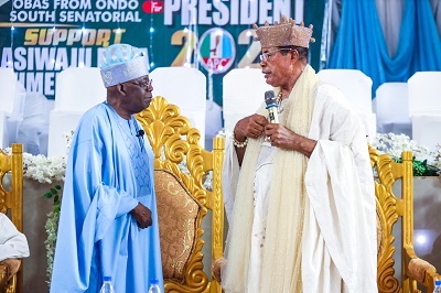 PHOTO NEWS: Asíwájú Tinubu Visits Olugbo of Ugbo Kingdom, Oba Akinruntan in Okitipupa 3 1