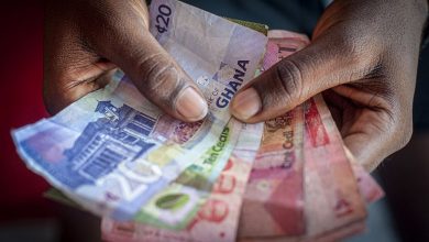 Ghana bans unauthorised transactions in foreign currency 4 Cedi