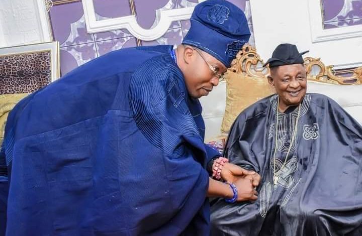PHOTO NEWS: Oluwo of Iwo visits Alaafin 1 IMG 20220411 WA0079