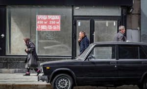 Russians face prospect of Soviet-style shortages as sanctions bite 1 AAXJsWS