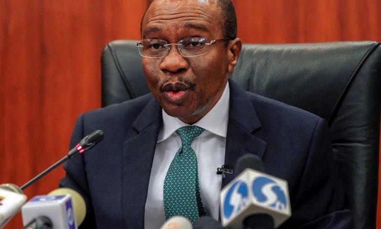 BREAKING: CBN bows to pressure, extends deadline for old naira notes to Feb 10 1 Godwin Emefiele 1 2 1