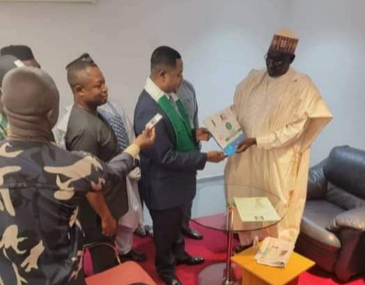 PHOTO NEWS: 40 years old Pastor Nwagbo obtains N100m APC presidential forms 3 IMG 20220505 WA0031 1