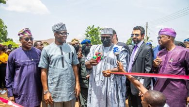 Abdulrahman, Makinde flag off N43.1bn Ogbomoso-Iseyin road project 6 IMG 20220518 WA0003