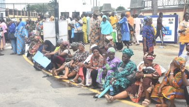 Apongbon traders protest eviction by Lagos State govt 10 IMG 20220512 130514