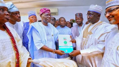 2023 election: Sanwo-Olu says confident of victory, submits nomination forms 4 PIX 0035