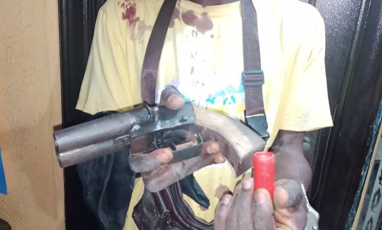 Police arrest robbery suspect while planning on community 1 Thief