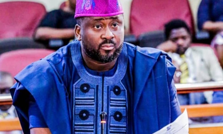 Elliot clinches Surulere constituency 1 APC ticket 1 desmondelliot desmondelliot 16042451379762 e1604245444544