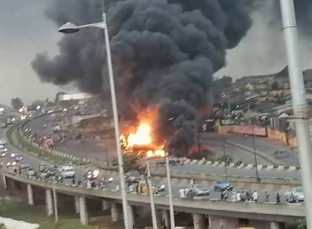 LASEMA narrates how tanker overturned, causing multiple accidents on Otedola Bridge 1 images.jpeg 7 3