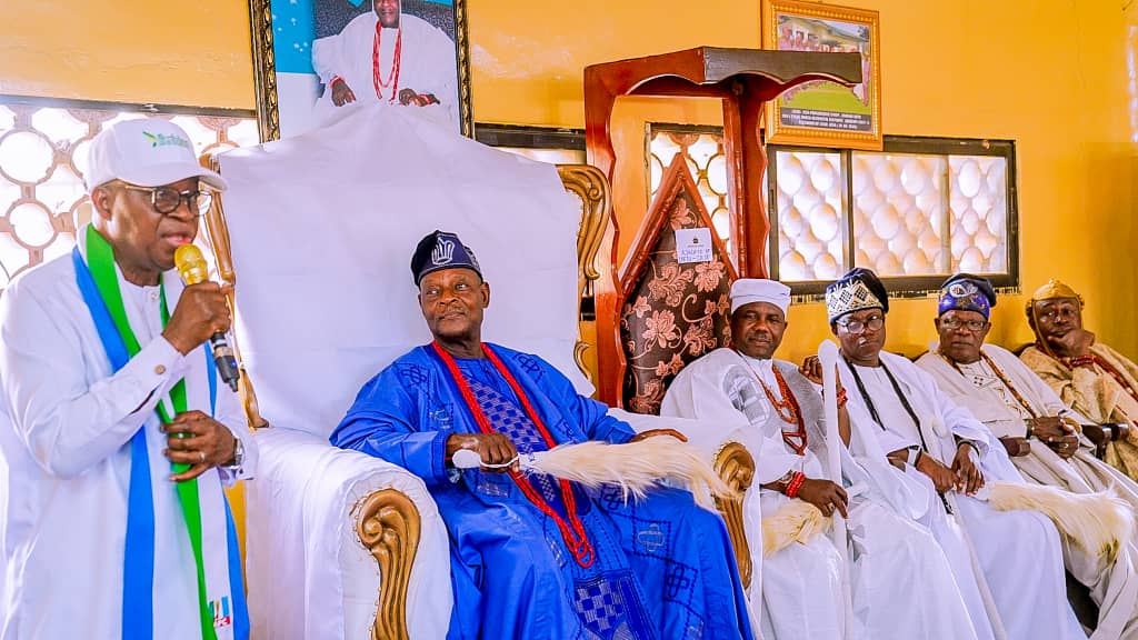Oyetola, competent, performing leader deserving of re-election - Obokun/Oriade monarchs 5 IMG 20220624 WA0010