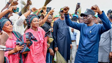 PHOTO NEWS: Sanwo-Olu gets rousing welcome on return from APC presidential primaries 9 PIX 3111
