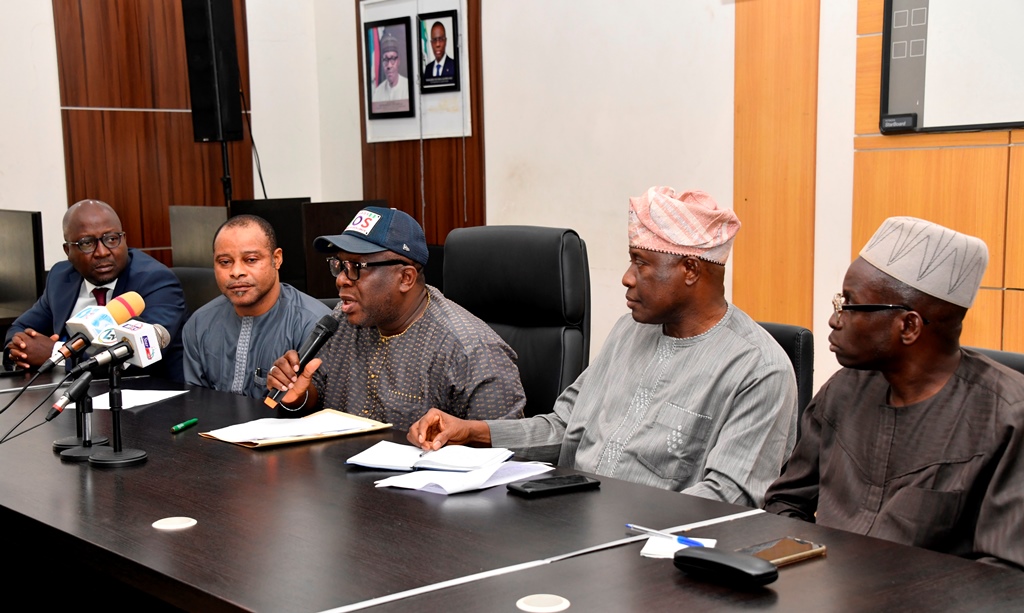 Lagos laments cancellation of Hajj slots, suspends sales of forms 17 PIX 5452