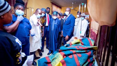 PHOTO NEWS: Tinubu visits Owo attack victims in hospital 7 Tinubu Owo6