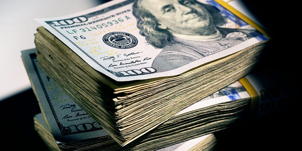Dollar dominance is going to stick around in global markets - Reports 1 62c475d5d3ac7e00197afffc