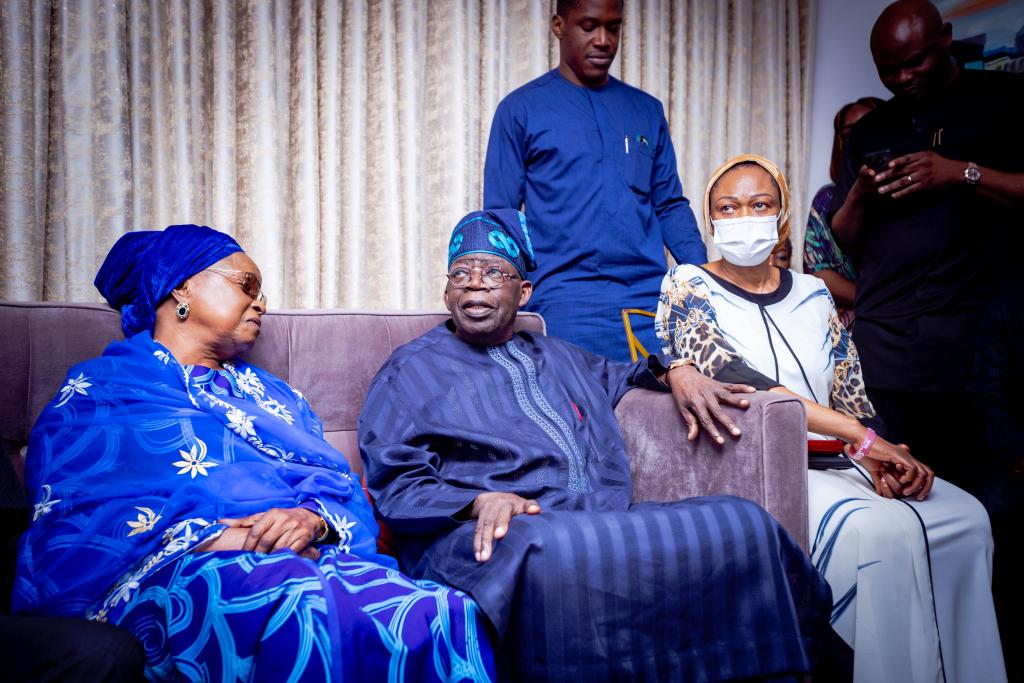 PHOTO NEWS: Tinubu, wife visit late Kemi Nelson's family 1 PHOTO 2022 07 18 16 20 38 7