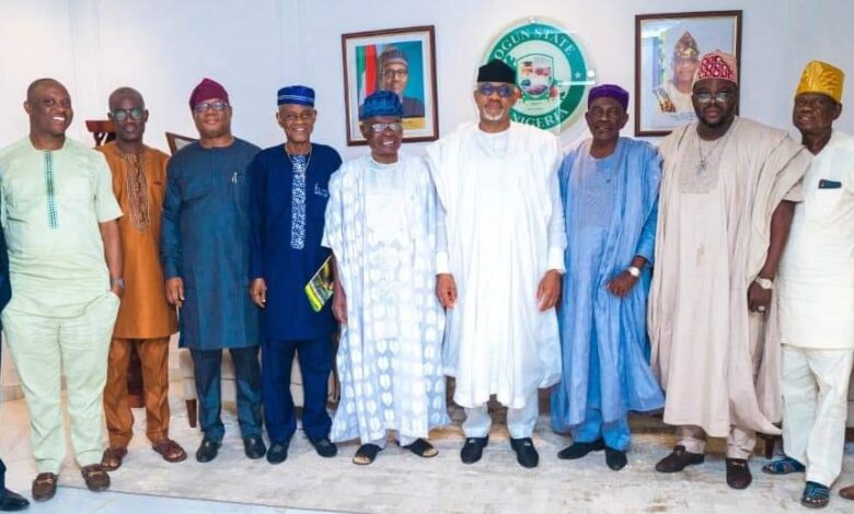 Amosun loses former Ogun APC chairman, others to Abiodun's camp 1 Abbey