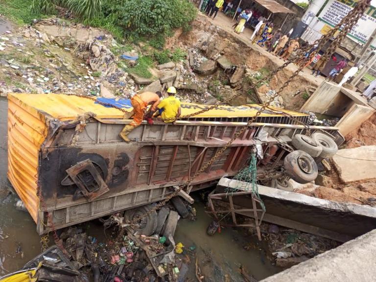 One dies as truck falls into canal in Lagos 8 IMG 20220807 WA0072