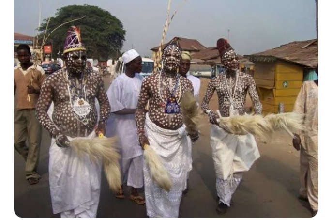 One dies as Oro worshippers, church members clash during vigil in Lagos 1 Oro-worshippers