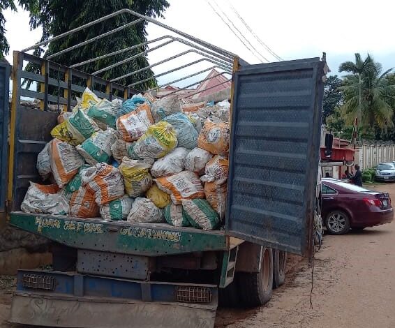 EFCC, NSCDC nab 13 illegal miners in Kwara 1 Truck
