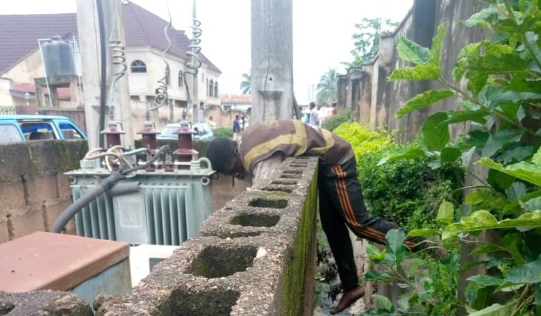 Suspected vandal electrocuted in Osun 9 Vandal
