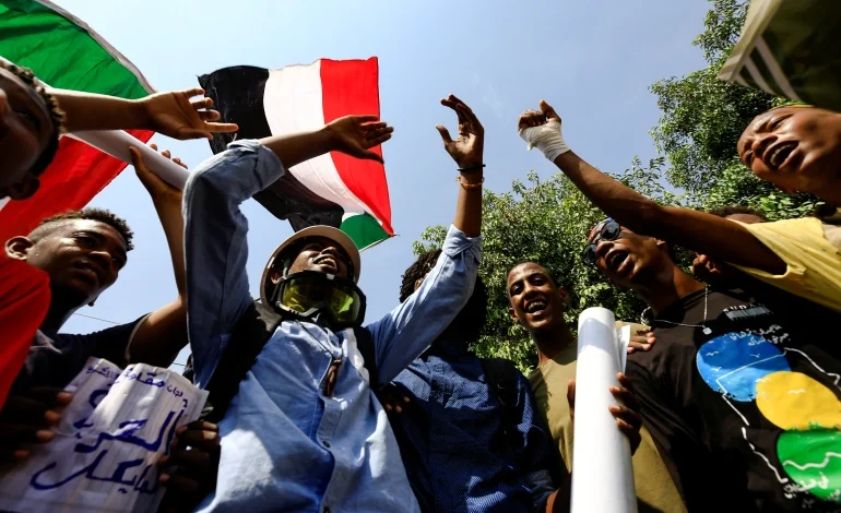 Sudan coup leader bids to co-opt pro-democracy movement 1 2022 09 13T150902Z 1302717702 RC23GW96NLEH RTRMADP 3 SUDAN POLITICS