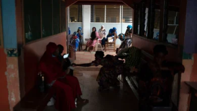 The Gambia probes child deaths linked to paracetamol syrup 5 AP21285592424858