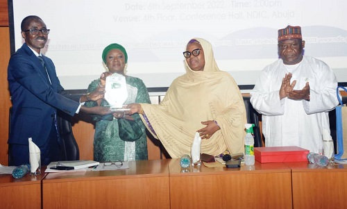 BPSR AWARD TO NDIC PHOTO 1 1