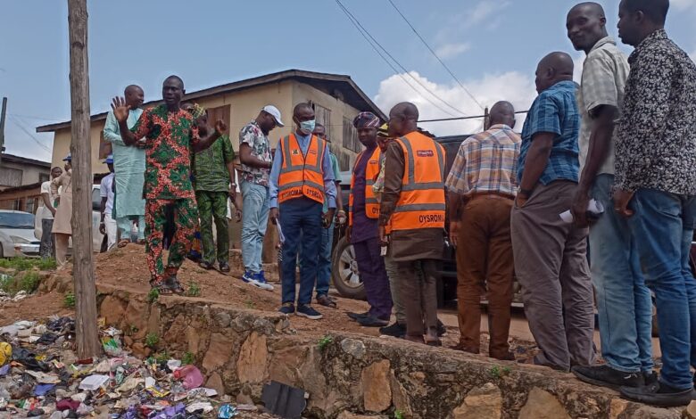 Oyo begins rehabilitation of Dugbe, Adeoyo roads in Ibadan 1 Chairman OYSROMA inspecting some roads
