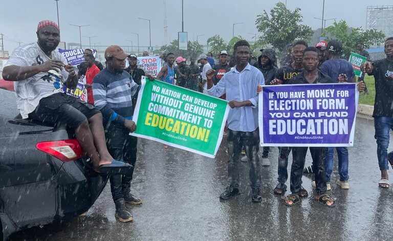 ASUU Strike: NANS defies rain, blocks Lagos Airport road 7 IMG 20220919 WA0146