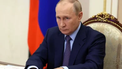 Russia's budget surplus tanked in August amid sanctions and slowing natural-gas supplies to Europe 7 txPk9kuTURBXy8xNzFiMjI0NS04NzJkLTRlNTktOTM4Ny1mYWI5NzhkMjM5MjEuanBlZ5GTBc0CgM0BQIGhMAU