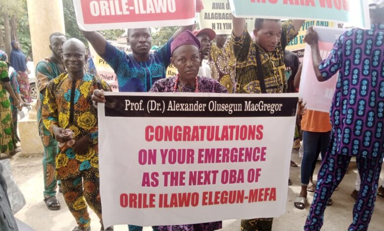 Ogun community youths, hunters, others drums support for new Oba-elect 1 Ilawo
