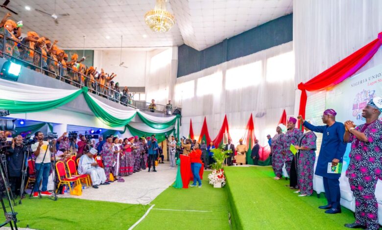 We'll mobilise families, friends for your re-election, Lagos teachers assure Sanwo-Olu 1 PIX 4019