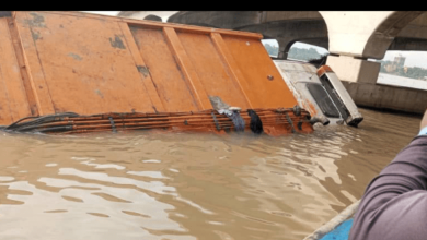 BREAKING: PSP truck plunges into Lagos lagoon 6 Screenshot 20221018 091631