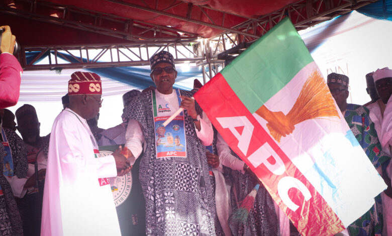 PHOTO NEWS: Buhari, APC leaders flag off Tinubu/Shettima presidential campaign in Jos 13 1 14 1