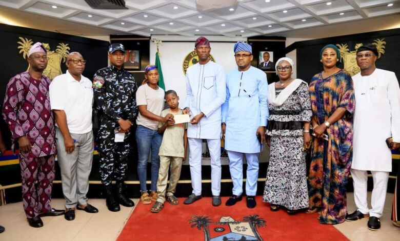 Sanwo-Olu pays N70m compensation to families of slain Police officers 1 IMG 20221106 WA0009