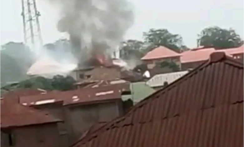 Ikirun kingship tussle turned bloody as one killed, palace razed 1 Palace