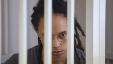 Brittney Griner: Russia frees US basketball star in swap with arms dealer Bout 10 127569828 5469b7affa56bcb5bf4b79b7ef566d0d71cd840c.jpg