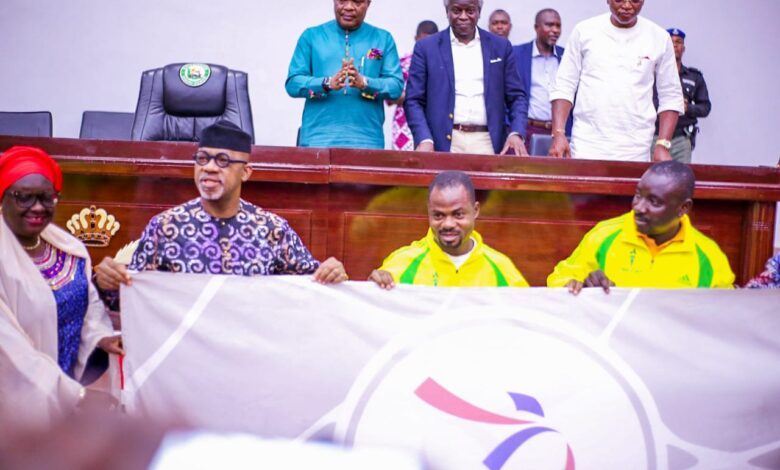 Naira rain as Abiodun honours Team Ogun to National Sports Festival 1 Abiodun