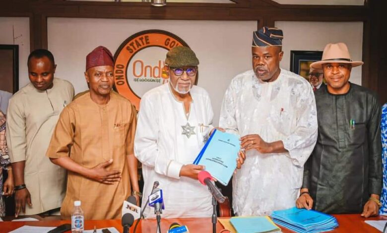 Akeredolu signs N276bn 2023 budget into law 5 FB IMG 1671637130089