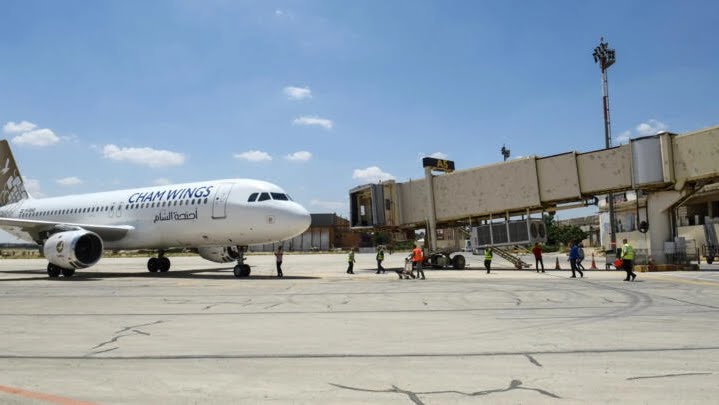 Israeli missile strikes put Damascus airport out of service, says Syrian army 1 000 32CK23M