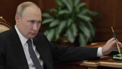 Ukraine war: Putin orders 36-hour ceasefire over Orthodox Christmas 8 128209262 bed3c20e0c93acf554f642a4394fe8614922736b0 216 4528 25481000x563.jpg