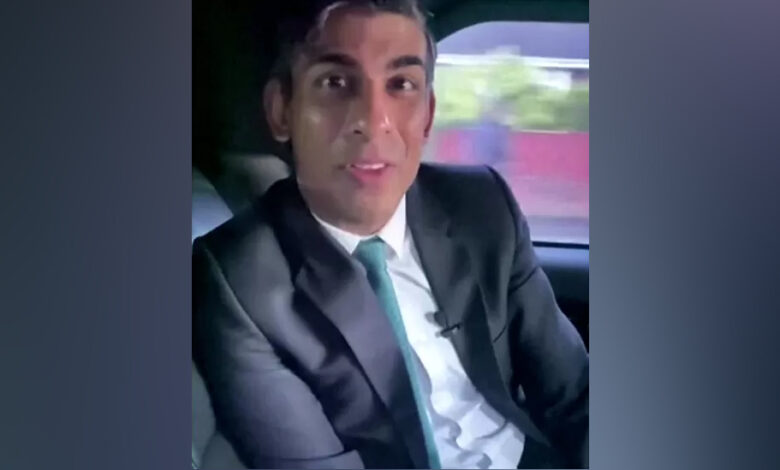 Rishi Sunak's failure to wear seat belt to be investigated 1 128352126 sunakblurred