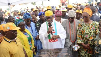 Abiodun’s campaign train hits Ijebu East, commissions Esure road 5 Oluwo