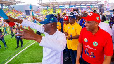 Sanwo-Olu promises salary increment to Lagos Waste Managers, urges support for Tinubu 4 PIX 4832