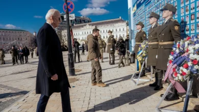 Biden visits Kyiv, Ukraine’s embattled capital, as air-raid siren sounds 7 20dc biden2 vfbp superJumbo