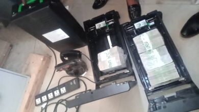 Redesigned naira notes: ICPC arrests FCMB, Stanbic IBTC branch managers over alleged sabotage 5 FoD4GxNXEAIs6vk