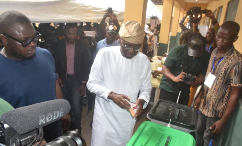 Sanwo-Olu votes at Lagos Island, commends voters for peaceful turnout 1 IMG 20230225 WA0017