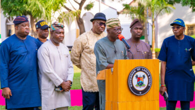 Sanwo-Olu reduces BRT fare by 50 percent over fuel scarcity, cash shortages 4 PIX 4902