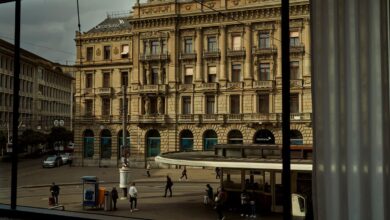 Credit Suisse to borrow as much as $54bn from Swiss Central Bank 3 16banks markets blog credit suisse bqwf mobileMasterAt3x