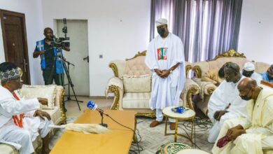 Oba of Lagos declares supports for Sanwo-Olu, urges Gbadebo Rhodes-Vivour not to give up on dream 19 FrWPTuWakAA1Grs