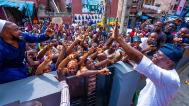 BREAKING: Sanwo-Olu wins polling unit 5 FrfxE XX0AQWP6c